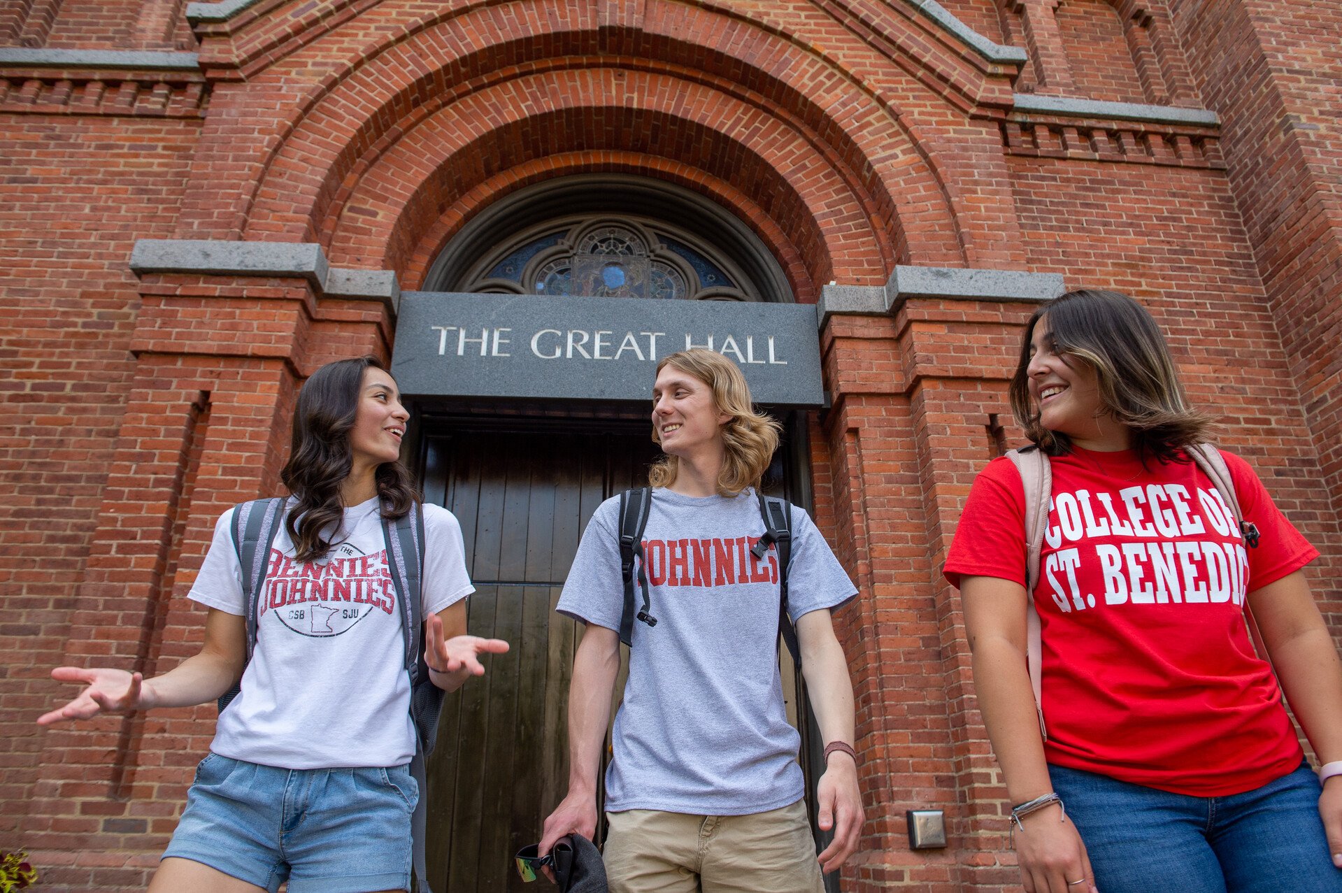Students in front of the great hall