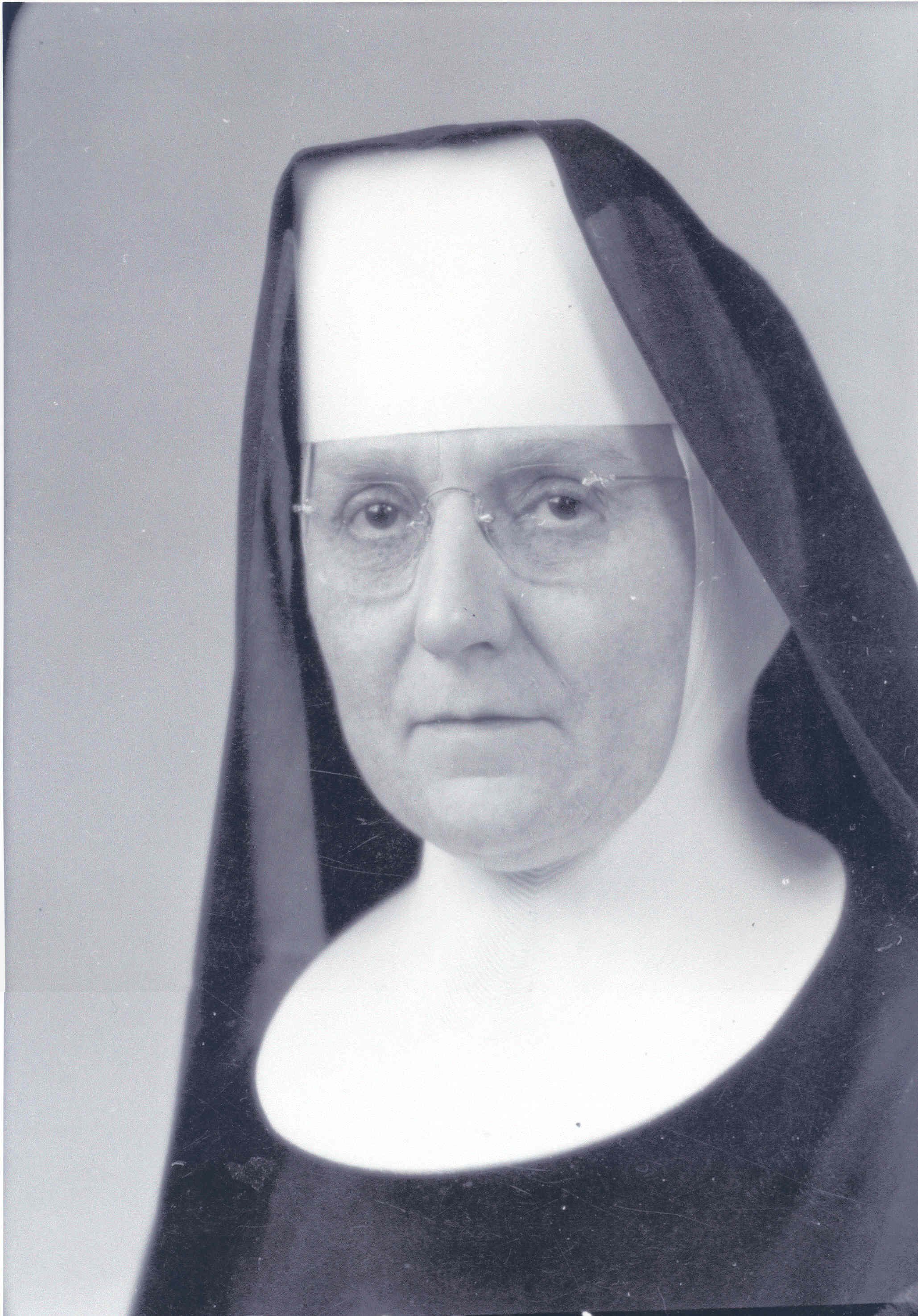 Sister Incarnata Girgen (1899-1995) - Girgen West Apts. 