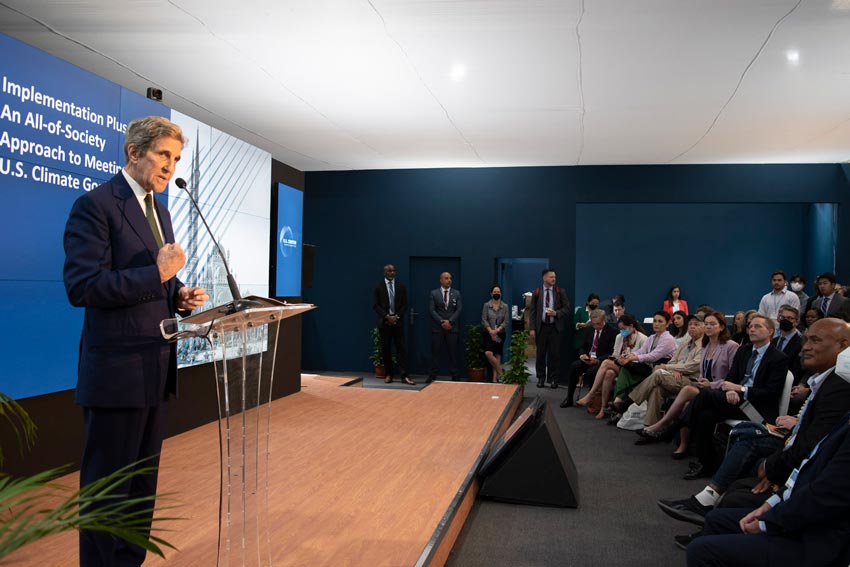 U.S. Special Envoy John Kerry speaks to participants, including CSB and SJU students