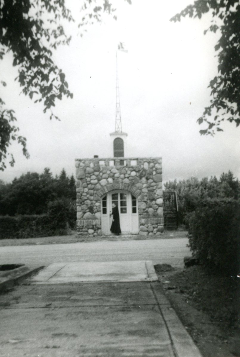 Weather Station 1940
