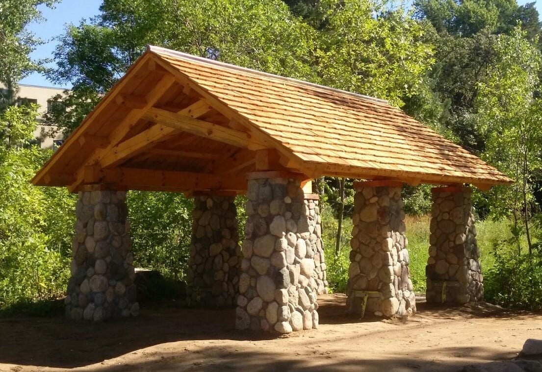 Chapel Trailhead